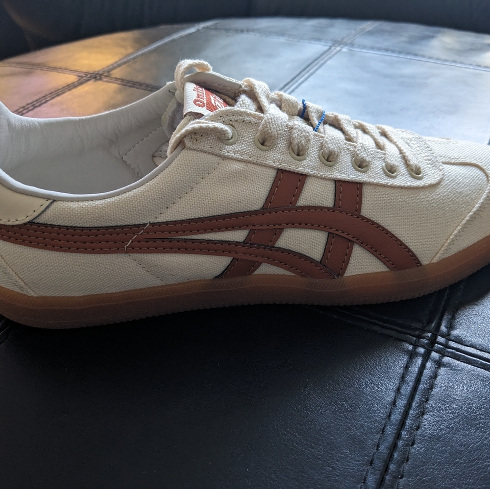 Asics Onitsuka Tiger Tokuten Cream and Brown Sneakers Unisex Men Size 6
